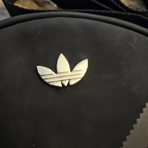 Adidas Originals Black Round Crossbody Bag jj7445 - Picture 7 of 11